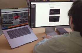 جامعة أبوظبي تطلق مبادئ توجيهية لاستخدام تطبيق «شات جي بي تي» في التعليم   