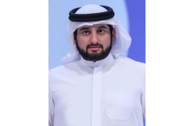 أحمد بن محمد: الاحتفاء بيوم العَلَم تجسيد صادق لروح الاتحاد وتأكيد على ارتباط شعب الإمارات بوطنه وولائه لقيادته