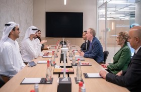 عمر سلطان العلماء يلتقي نائب رئيس مجلس الإدارة رئيس شركة مايكروسوفت