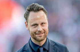 تشيلسي يعين فيفيل مديراً فنياً جديداً