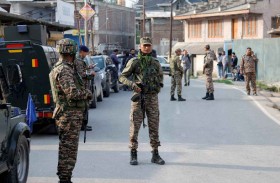 «الغارديان»: إسكات بنادق الهند وباكستان لن يطفئ «نار كشمير»