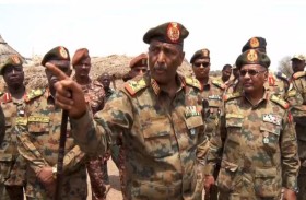 الجيش السوداني يبدأ تجهيز «المقاتلين».. هل استجاب الشباب؟