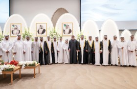 خالد بن محمد بن زايد يشهد العرس الجماعي لقبيلة العوامر