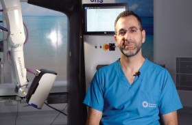 مبادلة للرعاية الصحية- دبي تجري عملية جراحية جديدة باستخدام تقنية المجهر الروبوتي لتحسين صحة الرجال