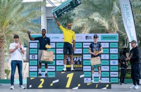 البلوشي وكارلسون يتوجان بلقبي سباق «لي تاب دبي» من طواف فرنسا