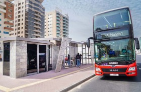 «طرق دبـي» تُنجز 726 مظلّة لركاب حافلات المواصلات العامة