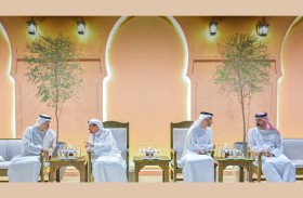 حاكم عجمان وولي عهده يتقبلان التهاني بشهر رمضان من العويس والزيودي ووجهاء القبائل