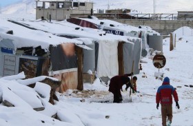  نقص التدفئة يهدد بلدة لبنانية تؤوي لاجئين سوريين 