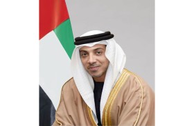 منصور بن زايد يعتمد تغيير مسمى مؤسسة «زايد الإنسانية» إلى «مؤسسة زايد الخير»