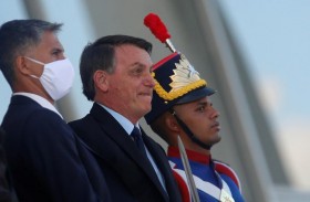 الرئيس البرازيلي يهدد بالانسحاب من منظمة الصحة  