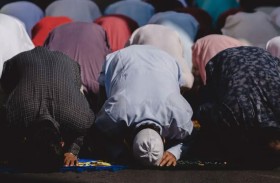 يقتل شقيقه داخل مسجد