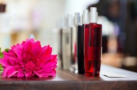 كيف تعرف أن زجاجة العطر أصبحت منتهية الصلاحية؟