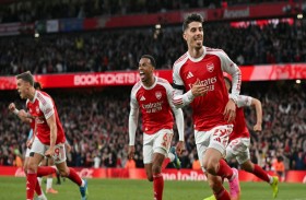 أرسنال يحلم بعرش دوري أبطال أوروبا للمرة الأولى 