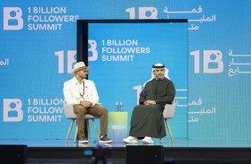 طبيبان يناقشان في «قمة المليار متابع» أهمية وجود الأطباء على منصات التواصل الاجتماعي