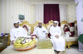 زايد الإنسانية تنظم زيارات منزلية لكبار المواطنين المستفيدين من برنامج زايد للحج