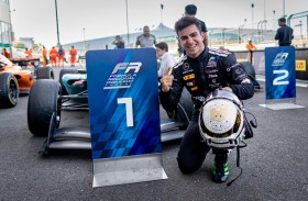 راشد الظاهري بطل الجولة الافتتاحية لـ «بطولة الفورمولا الإقليمية»