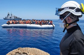 سفينة ألمانية تنقذ مهاجرين من البحر المتوسط