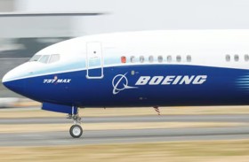 موظف في «بوينغ» تفاجأ بأنه على متن «737 ماكس»