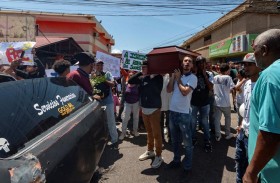  المعارضة تدعو الفنزويليين إلى التحرك ضد نظام مادورو 