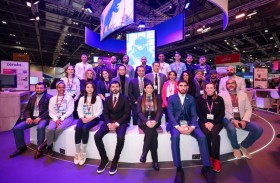 أحمد بالهول الفلاسي يترأس وفد الدولة إلى مؤتمر تكنولوجيا التعليم بلندن