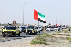 نسائية دبي تنظم مسيرة تعبيرا عن قيم الانتماء الوطني والتلاحم المجتمعي