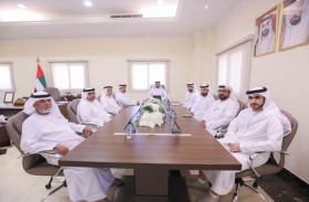 مجلس ضاحية الخالدية يعقد اجتماعًا تنسيقيًا مع إدارة المواقف العامة ببلدية الشارقة 