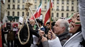 القضاء الإيراني يصدر ثلاثة أحكام إعدام إضافية 