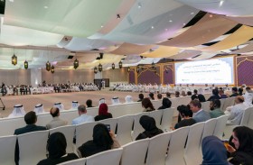  مجلس الشارقة الرمضاني يناقش دور الاستراتيجية الصناعية وقانون الشركات في تطوير منظومة الاقتصاد الوطني