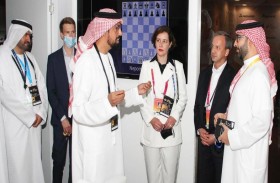 سلطان بن خليفة بن شخبوط يلتقي وزير الرياضة البحريني 