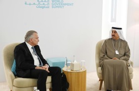 صقر غباش يبحث تعزيز العلاقات الثنائية مع وزير خارجية كوستاريكا