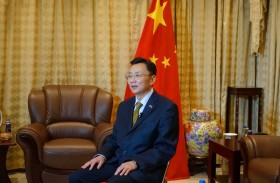 السفير الصيني: إشارات إيجابية للمجتمع الدولي عكسها الاتصال الهاتفي بين محمد بن زايد والرئيس الصيني