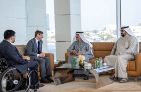 حاكم أم القيوين يستقبل السفير الفرنسي