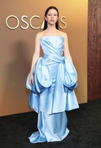 الممثلة وعارضة الأزياء الإنجليزية ميا جوث لدى حضورها حفل توزيع جوائز الحكام السادس عشر في أوفايشن هوليوود. ا ف ب