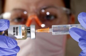 علماء بريطانيون قلقون بشأن فاعلية اللقاحات