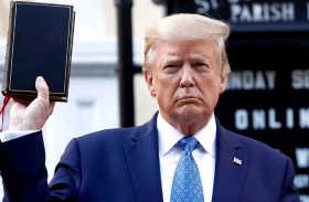 كتاب رسائل إلى ترامب يستدرج اعتراضات قانونية قبل نشره الشهر القادم