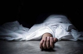 امرأة تحرق زوجها أثناء نومه