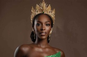 أوليفيا ياسي تتنازل عن لقب ملكة جمال الكون 