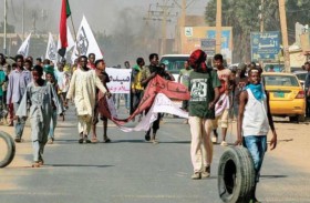 الاتحاد الإفريقي يعين لجنة ثلاثية لتسوية أزمة السودان