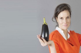 قبل الاستغناء عنها.. هل تعلم ما تحتويه قشرة الباذنجان البنفسجية؟