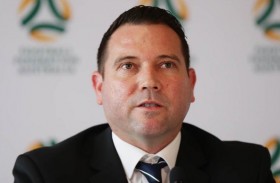 رئيس الاتحاد الأسترالي يجدد ثقته في مدرب المنتخب قبل مواجهة الإمارات