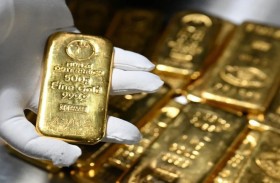 الذهب يرتفع أكثر من 1 % مع تزايد الطلب على الملاذات الآمنة 