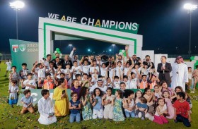 نادي الإمارات يحتفل بتتويج فريقي 14 و 11 عاماً ببطولة اتحاد الإمارات لكرة القدم للمراحل السنية «ب»