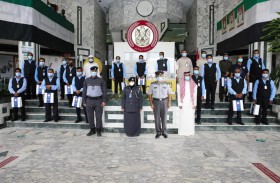 شرطة أبوظبي تحتفل بيوم زايد للعمل الإنساني واليوم العالمي للعمال 