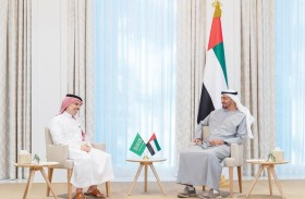 محمد بن زايد يبحث مع وزير خارجية السعودية العلاقات الأخوية والتعاون الاستراتيجي بين البلدين 