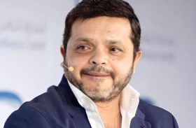 محمد هنيدي يشوق جمهوره لفيلمه الجديد