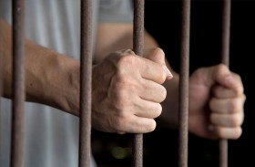 السجن لزوج.. حرم زوجته وأطفاله من إعداد الإفطار 