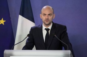 وزير الخارجية الفرنسي يحذر  من التراجع عن دعم أوكرانيا 