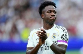 أول رد من فينيسيوس بشأن اتهامه بالتسبب في إقالة تشابي ألونسو