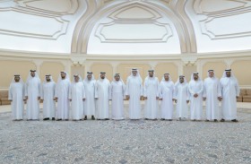 سلطان بن محمد بن سلطان القاسمي يلتقي وفد جمعية الشارقة الخيرية