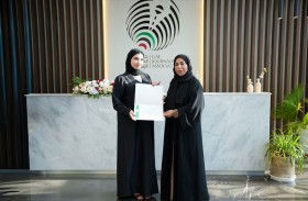 جمعية الصحفيين الإماراتية تختتم برنامج التدريب العملي لطلبة الاتصال بالجامعة القاسمية 